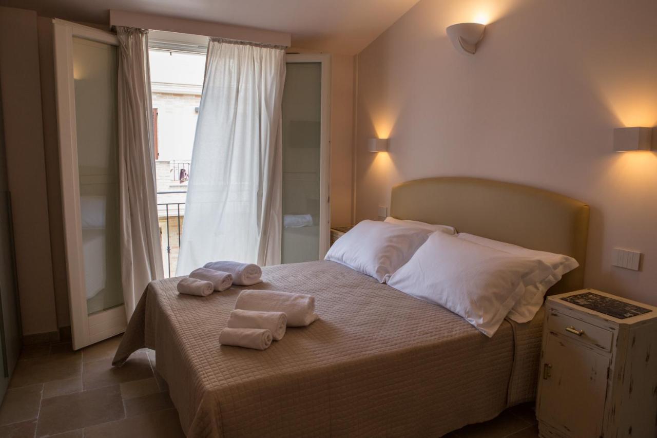 B&B Borgo Marinaro Porto San Giorgio Exteriör bild