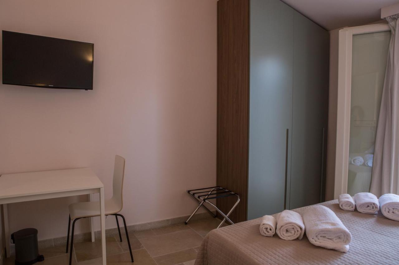 B&B Borgo Marinaro Porto San Giorgio Exteriör bild